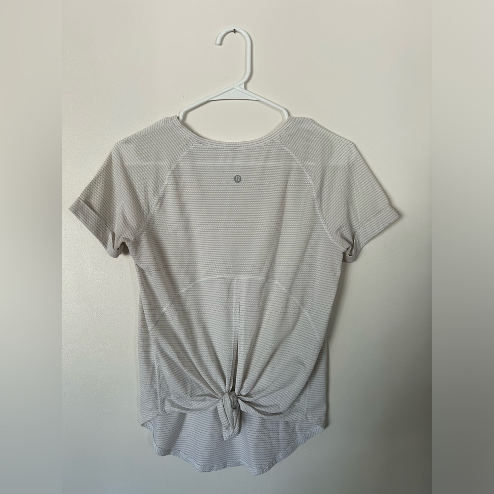 Lululemon Open Up Tie Back Tee Heathered White / White